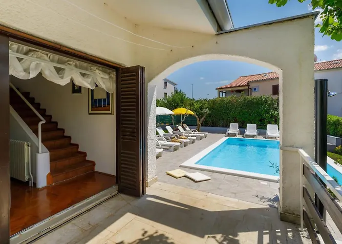 빌라 Suncana 포레치