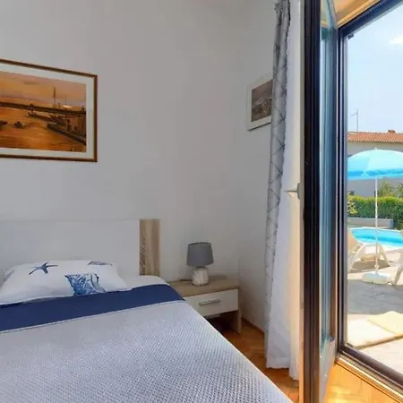 Suncana Villa