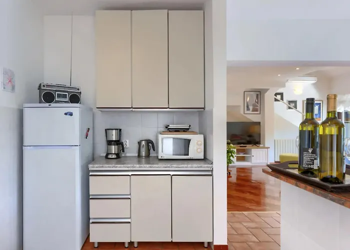 Suncana Βίλα Πόρετς